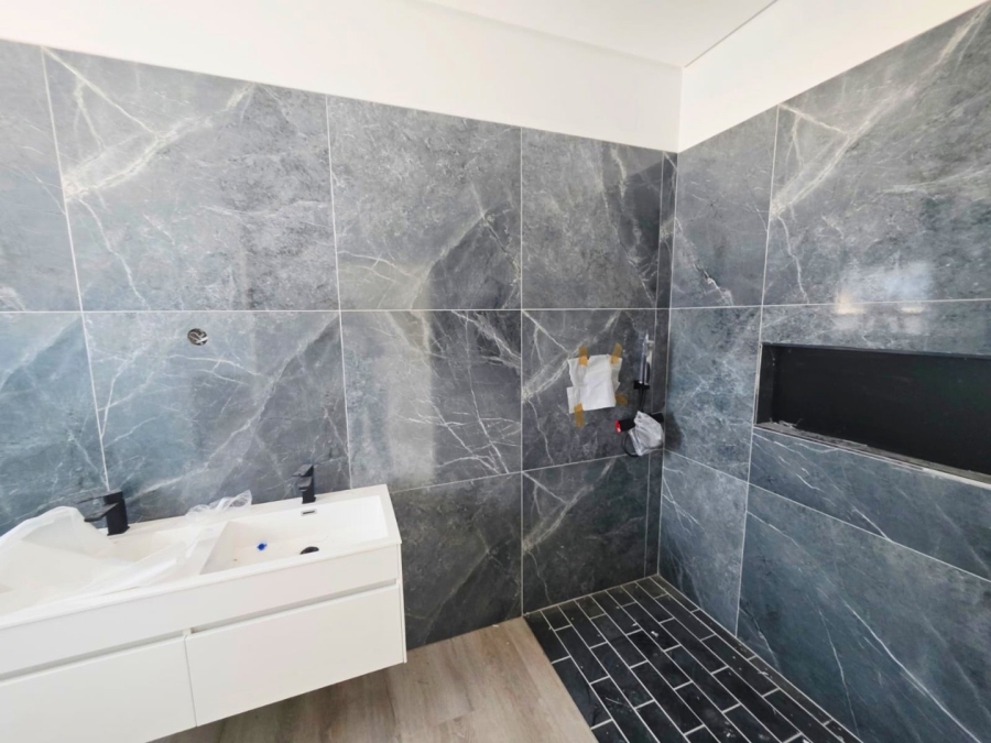 4 Bedroom Property for Sale in Sandown Western Cape